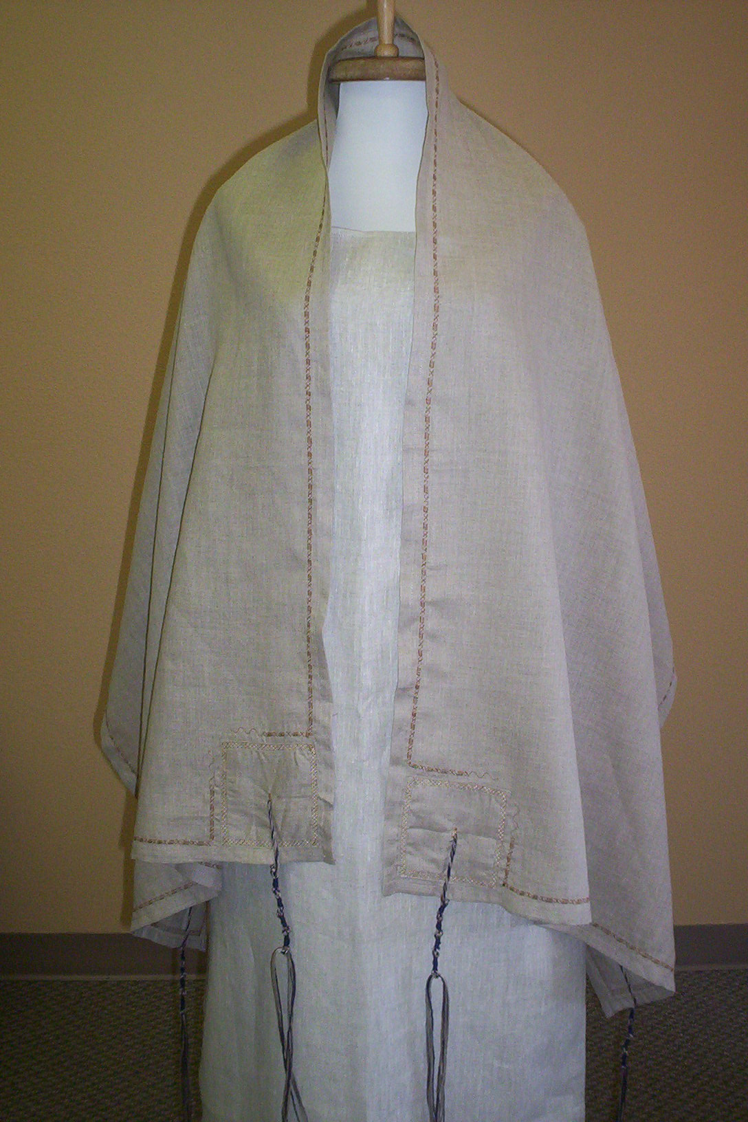 SALE - Design Your Own - Simple or Deluxe Tallit - Medium Weight 100% linen